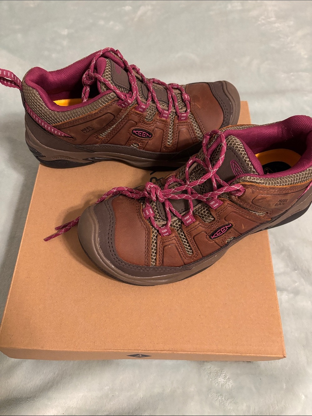 KEEN Women's Brown Hiking Sneakers with Pink Accents